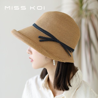 Misskoi [พร้อมส่ง] หมวกฟางกันแดด แบบพับได้ เข้ากับทุกการแต่งกาย สไตล์เฮปเบิร์น แฟชั่นฤดูร้อน สําหรับผู้หญิง