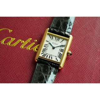 พรี​ ราคา10900 Cartier tank must de หนังแท้ นาฬิกา​ผู้หญิง​ นาฬิกาควอตซ์ gold 23*30mm