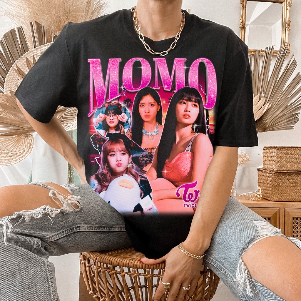 Twice Momo เสื้อยืด ลาย Kpop Merch สไตล์เรโทร ของขวัญสําหรับเขา และเขา
