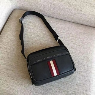 **C** กระเป๋า BALLY Hobs Leather Cross Body Bag สินค้าใหม่ ของแท้