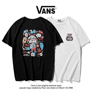 VANS เสื้อยืดแขนสั้น ผ้าฝ้าย พิมพ์ลายกราฟฟิติ ทรงหลวม สไตล์ฮิปฮอป แฟชั่นฤดูร้อน สําหรับผู้ชาย และผู้หญิง [S-5XL]