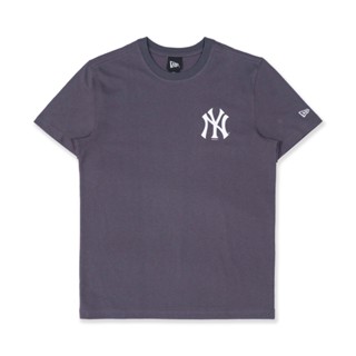 NEW ERA เสื้อรุ่น SHORT SLEEVE TEE MLB CORE BASIC NEW YORK YANKEES GRAPHITE