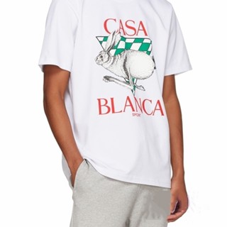 Casablanca เสื้อยืดคอกลม แขนสั้น พิมพ์ลายธงแข่งกระต่าย ตัวอักษร ทรงหลวม สําหรับผู้ชาย และผู้หญิง