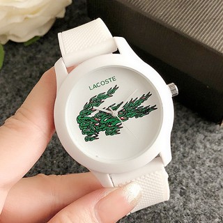 LACOSTE 【โปรโมชั่น】นาฬิกาข้อมือควอตซ์ลําลอง สายซิลิโคน ลายหนังจระเข้ สีสันสดใส สไตล์สปอร์ต