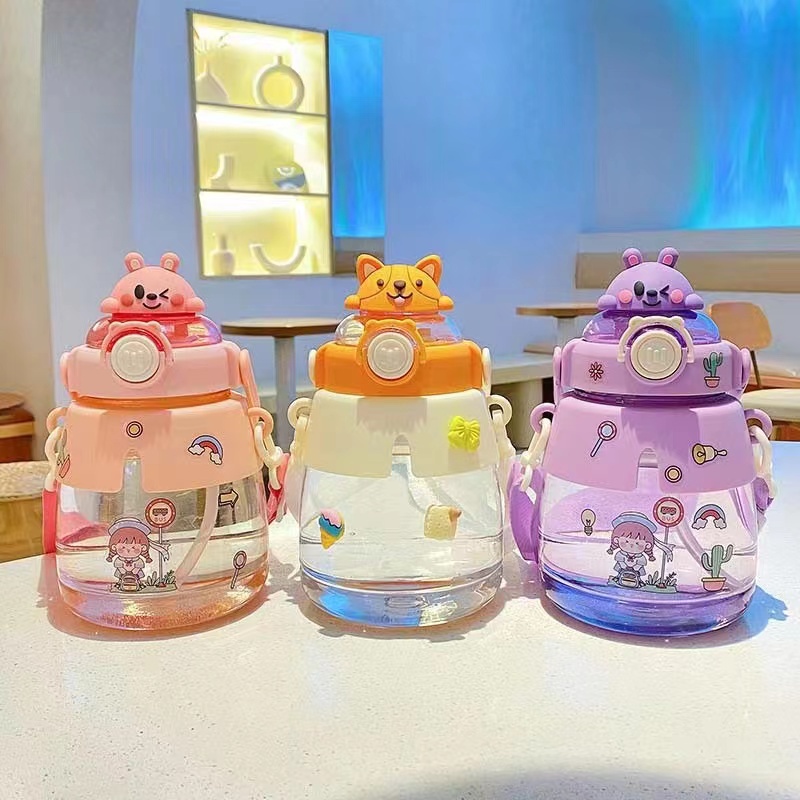 🥤4สี ขวดน้ําดื่มแฟชั่น แบบพกพา สําหรับเด็ก ขวดน้ำเก็บความร้อน ขนาด 1200ML ลิตร มีหูจับพกพาง่าย แถมฟรี  พร้อมสายสะพาย