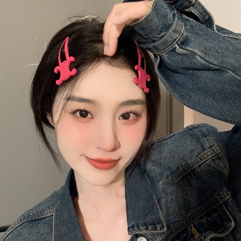 บุคลิกภาพ สีลูกกวาด ไม่สม่ําเสมอ หน้าม้า กิ๊บติดผม / กิ๊บติดผม โลหะ ทรงเรขาคณิต สไตล์เกาหลี / กิ๊บติดผม สแน็ปฝรั่งเศส เครื่องประดับผม