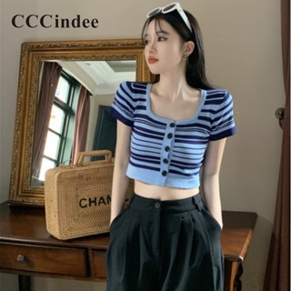 Cccindee ใหม่ เสื้อยืดครอป แขนสั้น คอสี่เหลี่ยม ลายทาง สีตัดกัน แฟชั่นสําหรับสตรี 2023