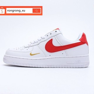 Nike Air Force 1 รองเท้าผ้าใบลําลอง ของแท้ 100% สีขาว สีแดง สําหรับผู้หญิง และผู้ชาย