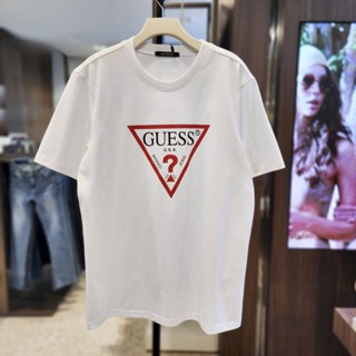 Guess ใหม่ เสื้อยืดคอกลม แขนสั้น ผ้าฝ้ายแท้ พิมพ์ลายฉลาก ขนาดใหญ่ เหมาะกับฤดูร้อน สําหรับผู้ชาย และผู้หญิง