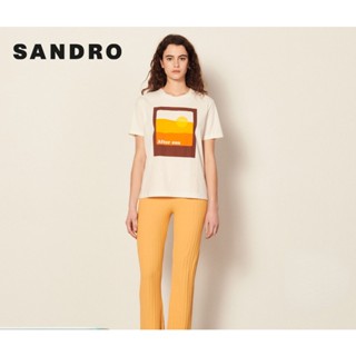 Sandro outlet เสื้อแจ็กเก็ต คอกลม แขนสั้น พิมพ์ลายพระอาทิตย์ตก สีขาว แฟชั่นสําหรับผู้หญิง SFPTS01037