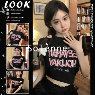 Solenne  เสื้อครอป เสื้อยืดผู้หญิง ครอป baby tee สาวเรโทร 2023 NEW Style สวยงาม ทันสมัย fashion สบาย A99J307 36Z230909