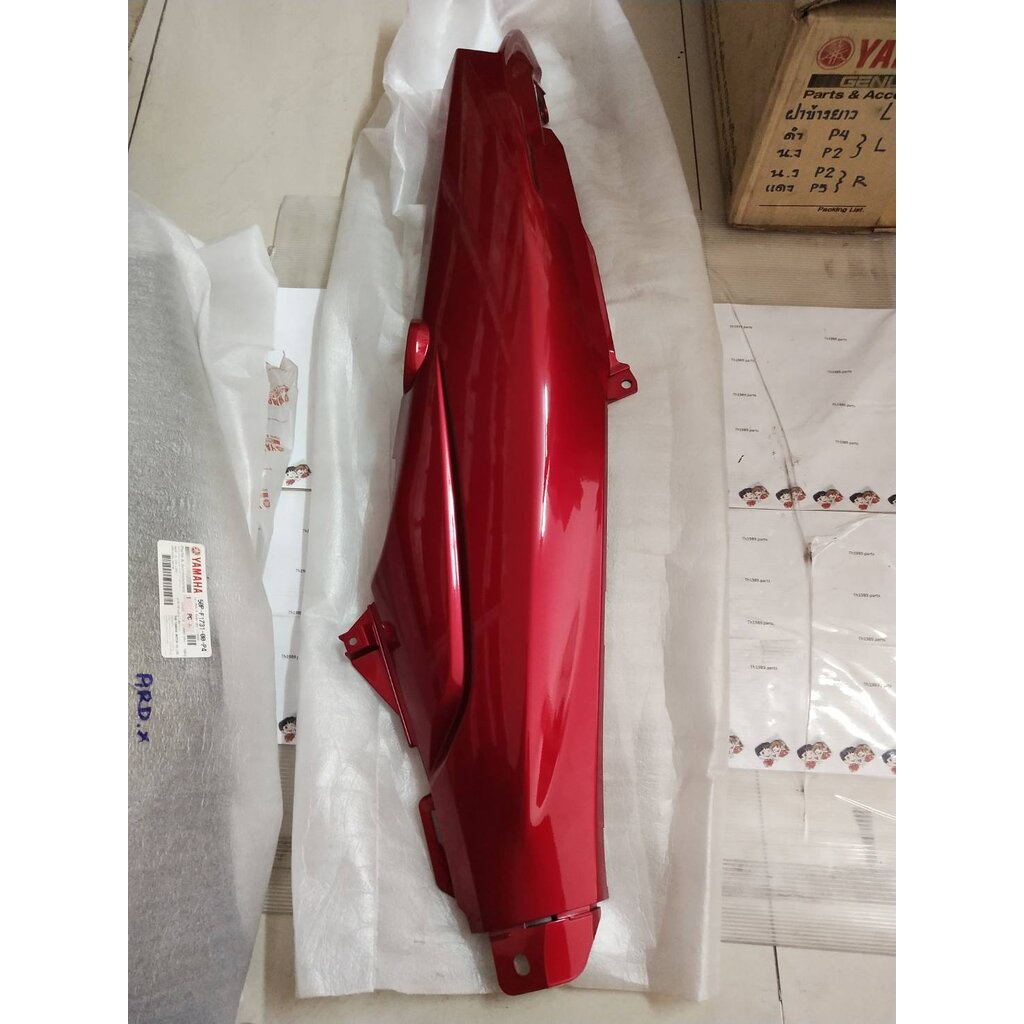 ฝาข้างขวาตัวยาวสีแดง สำหรับรุ่น SPARK NANO อะไหล่แท้ YAMAHA 50P-F1741-00-P5