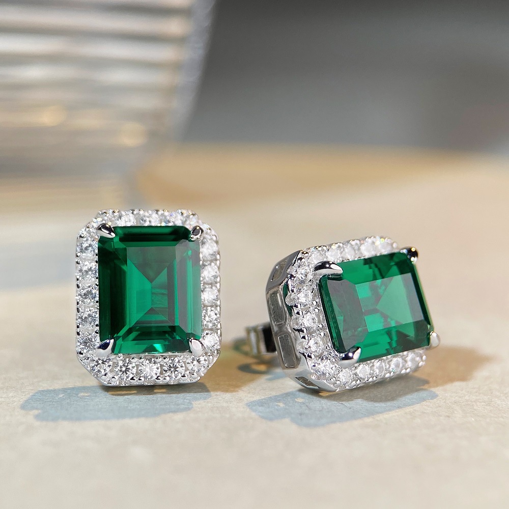 High Carbon 3ct แต่ละ 4.5g Luxury Emerald สีเขียว Vintage ต่างหูและ 3ct สร้อยคอ S925 เงินสเตอร์ลิงสําหรับหมั้นงานแต่งงานของขวัญวันเกิด