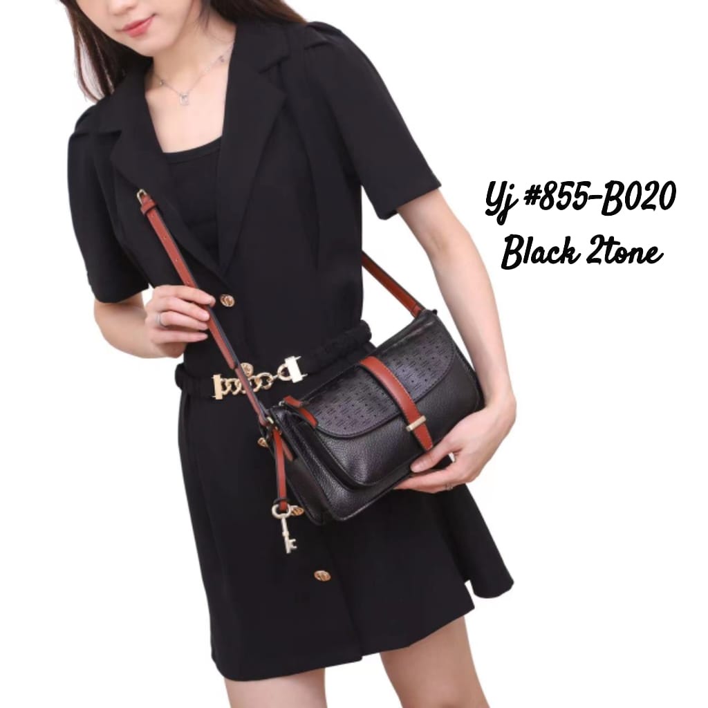 @EN98 855_B020 Kinley Lasser กระเป๋าสะพายข้าง 2tone