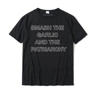 [พร้อมส่ง] เสื้อยืดผ้าฝ้าย พิมพ์ลาย Smash The Garlic And The Patriarchy Humor ใส่สบาย สําหรับเด็ก