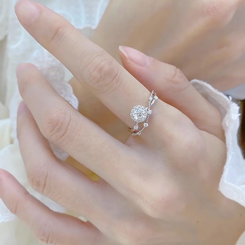 จริง Moissanite 0.5ct Star Twinkling สไตล์รอบตัดสีขาว D สีแหวน S925 เงินสเตอร์ลิงการรับรอง GRA สามารถ Pass Test สําหรับหมั้นงานแต่งงานพิธี