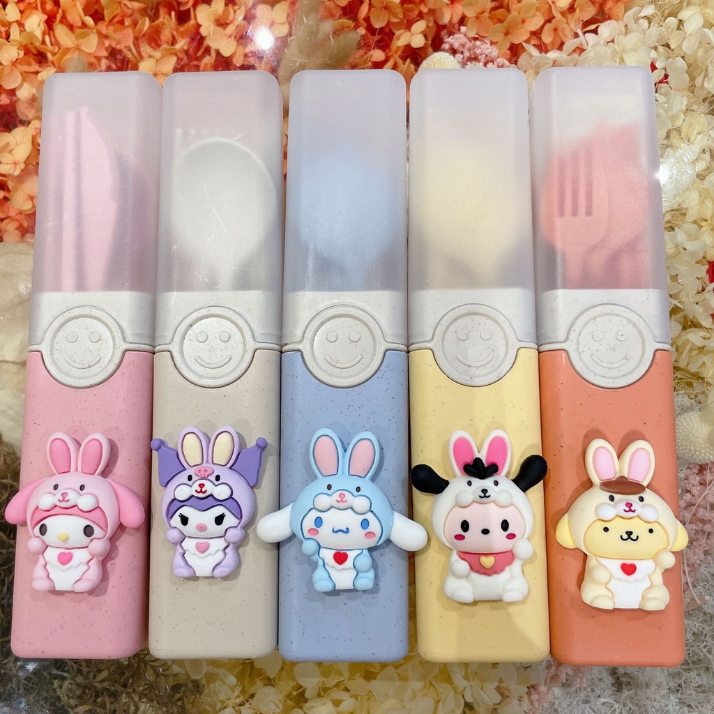 Sanrio Kuromi Cinnamoroll My Melody Pompompurin Pochacco ชุดจานชาม ตะเกียบ ช้อน ส้อม แบบพกพา (8.4)