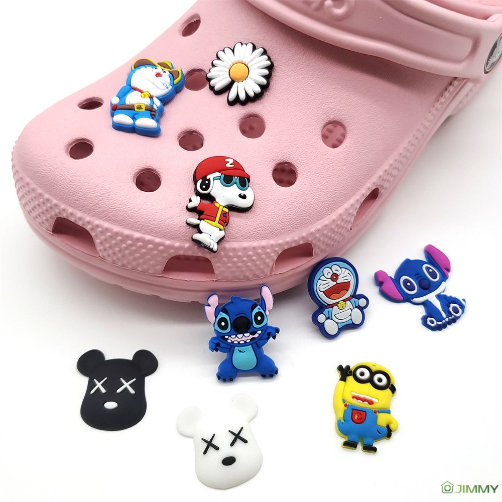 ตัวติดรองเท้า PVC ลายการ์ตูนมินเนี่ยน สนูปปี้ น่ารัก ถอดออกได้ DIY สําหรับตกแต่งรองเท้าเด็ก