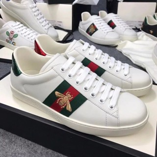 รองเท้าผ้าใบ Gucci Gucci พื้นนิ่ม เสริมส้น สีขาว เข้ากับทุกการแต่งกาย แฟชั่นฤดูใบไม้ผลิ สําหรับผู้ชาย รองเท้าลําลอง อินเทรนด์