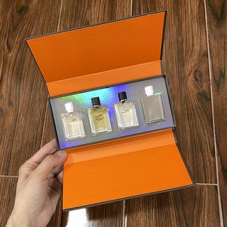 (5ml * 4) Hermes Earth series perfume sample set of four Hermes น้ําหอมเอิร์ธเอิร์ธ ทนทาน สําหรับผู้ชาย ผู้หญิง 4 ชิ้น 5 มล. × 4 ชิ้น