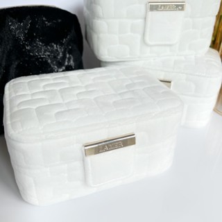 กระเป๋าเครื่องสำอาง La Mer Cosmetic Bag สีขาวกำมะหยี่