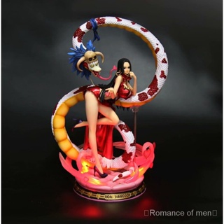 พร้อมส่ง โมเดลฟิกเกอร์ Pirate GK Emperor Hancock Snake Princess แบบเรืองแสง สําหรับตกแต่ง