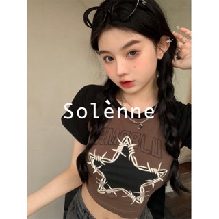 Solenne  เสื้อครอป เสื้อยืดผู้หญิง ครอป baby tee สาวเรโทร 2023 NEW Style Unique สวยงาม สบาย ins A29J1JN 36Z230909