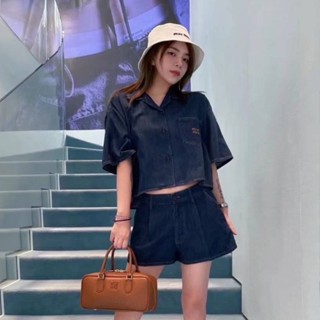 ♥ เช็คสินค้าก่อนสMIU MIU NEVY DENIM SET งานสวย ชุดเซทเสื้อเชิ๊ต เสื้อเชิ้ต แขนสั้น ผ้ายีนส์ สีเข้ม + กางเกงขาสั้น มิวมิว