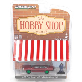 Greenlight 1/64 The Hobby Shop Series 13 1989 Ford Taurus with Seles Associate in Suit Chase Car (ล้อเขียว) 97130-D