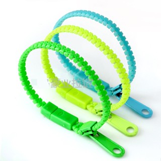 2Pcs Retro Exaggeration Individuality Style Monochrome Zipper Bracelets New Gift Clearance sale