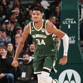 Giannis Antetokounmpo Jersey The Milwaukee Bucks 2022-23 เสื้อกีฬาบาสเก็ตบอล สําหรับผู้ชาย I2RF