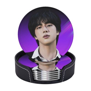 Bts JIN ที่รองแก้วหนัง ทรงกลม กันเปื้อน ป้องกันน้ําร้อนลวก สําหรับร้านอาหาร ห้องครัว สํานักงาน และอื่น ๆ 6 ชิ้น