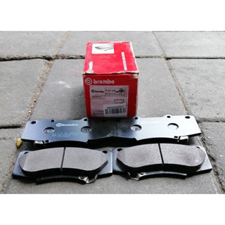 ผ้าดิสเบรคหน้าBrembo toyota vigo  Fortuner innova commuter revo 4wd prerunner ปี2008-2021 รุ่นBrembo black