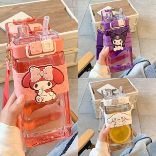 ღ 520ml Sanrio ขวดน้ำการ์ตูนการ์ตูนถ้วยดื่มคู่ Kawaii Cinnamoroll Kuromi ถ้วยฟางพร้อมสายคล้องขวดน้ำความจุขนาดใหญ่