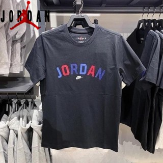 Nike ของแท้ 100% เสื้อยืดแขนสั้น พิมพ์ลายตัวอักษร JORDAN เรียบง่าย แฟชั่นฤดูร้อน สําหรับผู้ชาย DH8979