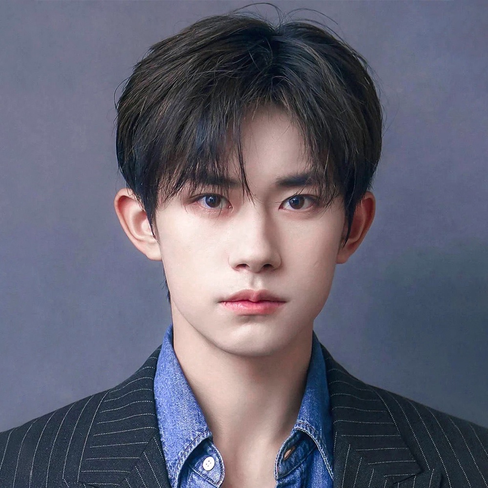 507 เวอร์ชั่นเกาหลีวิกผมหล่อชายผมสั้นปุยธรรมชาติเต็มหมวกสไตล์ส่วนกลางเรียบผู้ชายอินเทรนด์ทุกวันวิกผมชุด