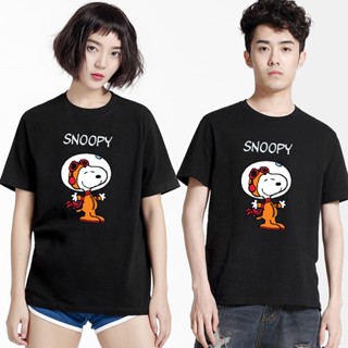 เสื้อยืดแขนสั้น ผ้าฝ้ายแท้ พิมพ์ลาย Snoopy ทรงหลวม เข้ากับทุกการแต่งกาย แฟชั่นฤดูร้อน สไตล์ฮ่องกง สําหรับผู้ชาย พ่อแม่ แ