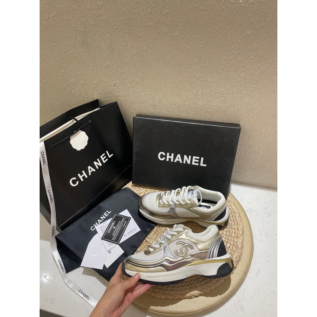 Chanel รองเท้าผ้าใบลําลอง ส้นแบน น้ําหนักเบา ใส่สบาย แฟชั่นสําหรับผู้หญิง