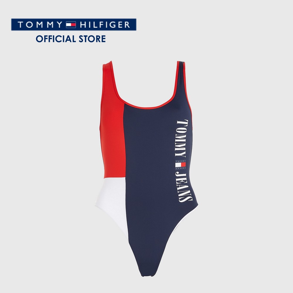 Swimming Attire 3493 บาท Tommy Hilfiger ชุดว่ายน้ำผู้หญิง รุ่น UW0UW04095 C87 – หลากสี Sports & Outdoors