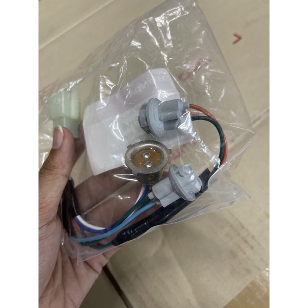 แท้ศูนย์ ขั้วไฟหน้า WAVE125S/R หัวเถิก  33130-KPH-901 ราคา ถูกที่สุด ดีลบีเคเค แกลเลอรีภาพที่ 3