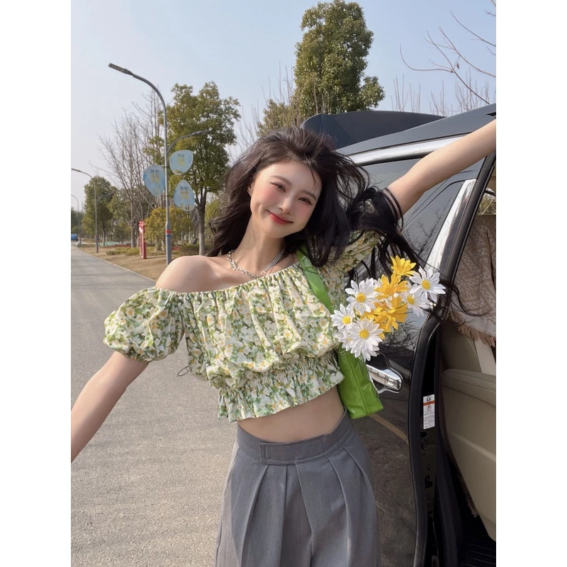เสื้อลายดอกสีเขียวแขนสั้น Micki thumbnail 9