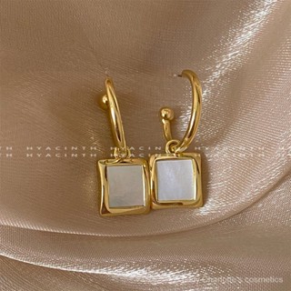 [0707]SDY Korean Fashion C- Shaped Hollow Gold-Plated Earrings High-Grade Geometric Square Inlaid Fritillary Ear Stud Earring Ornament Women sweet cool style Y2K QW8S