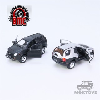 โมเดลรถยนต์ BMC 1:64 Isuzu 1997-2001 Vehicross Diecast