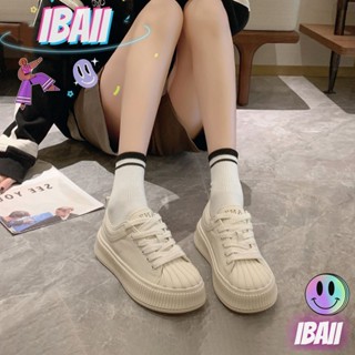 IBAII.  รองเท้าสีขาวขนาดเล็กใหม่ ins หัวเปลือกเฉพาะรองเท้าบิสกิตด้านล่างหนาสบาย ๆ