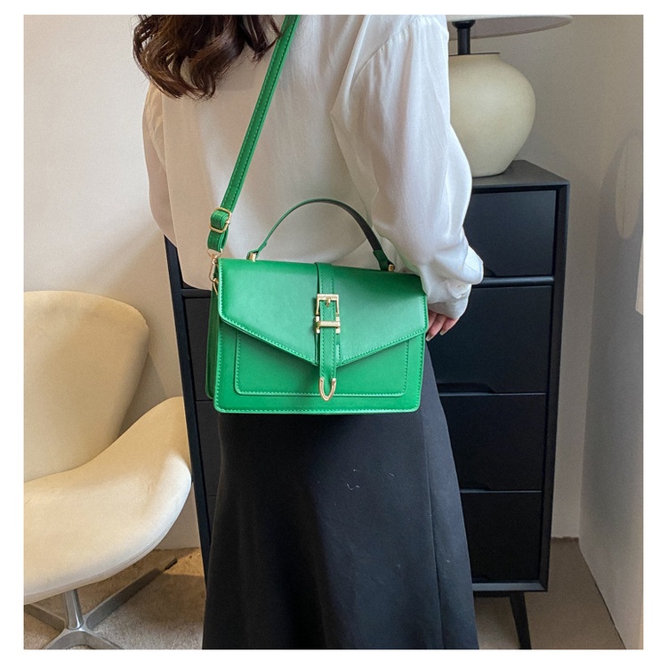 กระเป๋าสะพาย กระเป๋ารุ่น Daisy bag พร้อมสาย crossbody