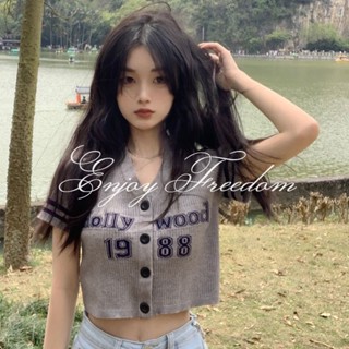 Enjoy Freedom เดรสสั้นสไตล์สาวหวาน ลุคสาวฮ็อต V เสื้อยืดกระดุมเสื้อ