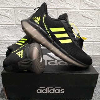 รองเท้ากีฬาลําลอง Adida ระบายอากาศได้ดี สีทอง สําหรับผู้ชาย