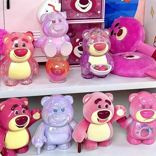 [ของแท้] ตุ๊กตาฟิกเกอร์ Disney Strawberry Bear Series น่ารัก สําหรับตกแต่งรถยนต์