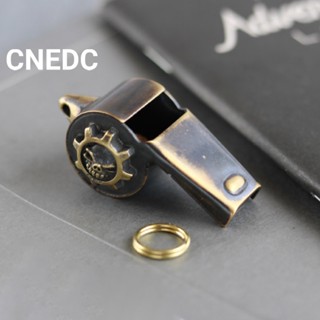 Cnedc นกหวีดทองเหลือง จี้พวงกุญแจ รูปกะโหลก สไตล์วินเทจ สําหรับตั้งแคมป์ เดินป่า ผจญภัย