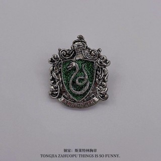 บ้านทองแดง!ป้าย Dark Slytherin!เข็มกลัด รูปงู เครื่องประดับ สําหรับผู้ชาย และผู้หญิง